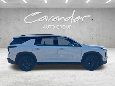 Used 2024 Chevrolet Traverse LT w/ Midnight/Sport Edition FWD image 21