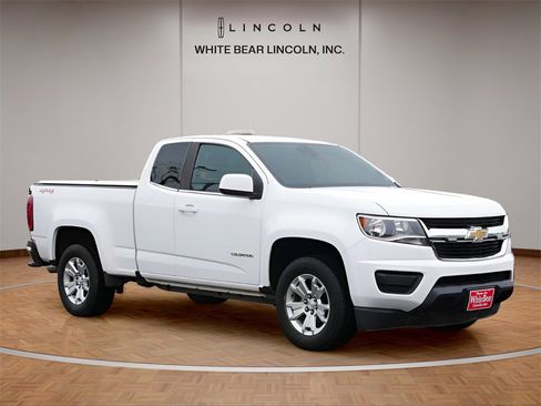 Used 2020 Chevrolet Colorado LT w/ Safety Package image 3