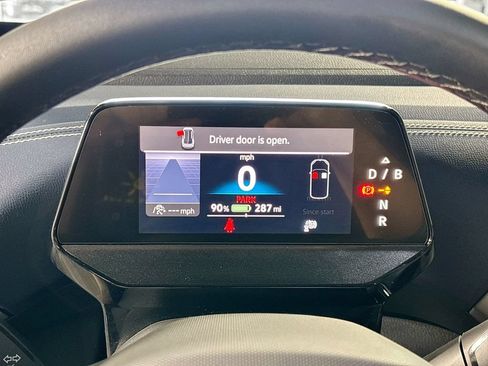Certified 2025 Volkswagen ID.4 Pro S AWD/4WD image 16