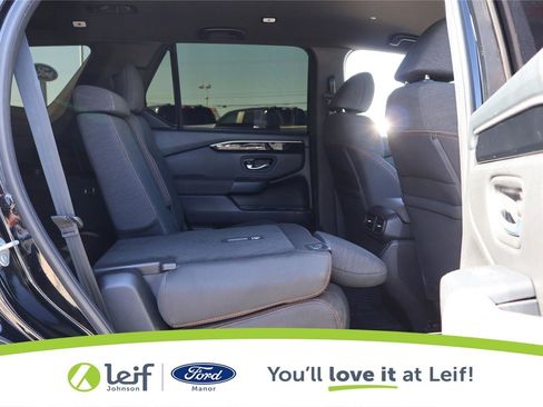 Used 2023 Honda Pilot Sport image 37