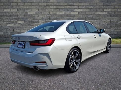 Used 2023 BMW 330i xDrive Sedan w/ Premium Package AWD/4WD image 6