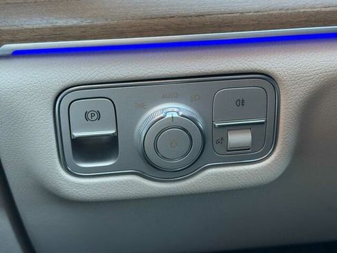 Certified 2024 Mercedes-Benz GLE 450 4MATIC image 34