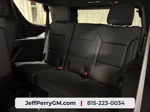 Used 2021 GMC Yukon Denali w/ Denali Ultimate Package AWD/4WD image 30