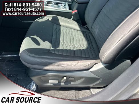 Used 2020 Ford Explorer XLT AWD/4WD image 10