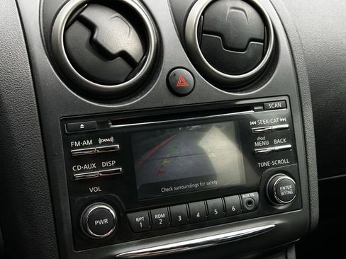 Used 2015 Nissan Rogue S w/ Convenience Package image 19