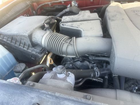 Used 2022 Toyota Tacoma TRD Off-Road image 32