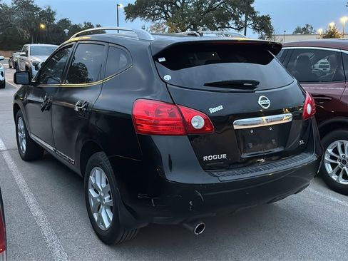Used 2013 Nissan Rogue SL image 4