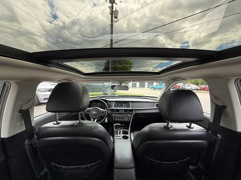 Used 2018 Kia Optima S w/ Panoramic Sunroof Package FWD image 26