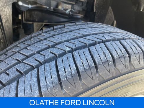 Used 2019 Nissan Titan SV w/ SV Convenience Package image 31