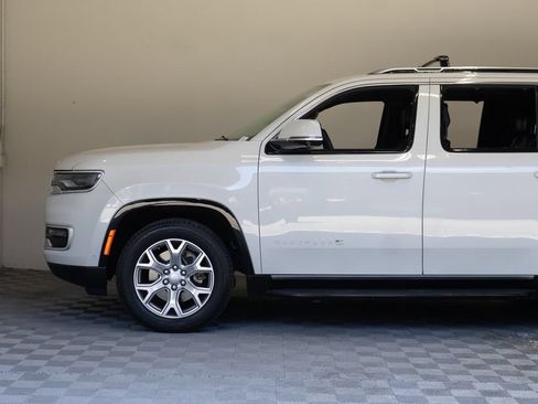 Used 2022 Jeep Wagoneer Series I w/ Convenience Group I RWD image 9