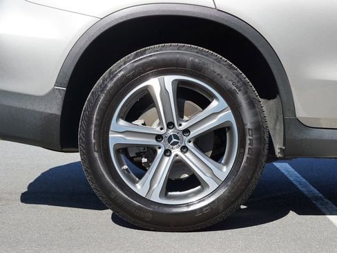 Used 2019 Mercedes-Benz GLC 300 image 14