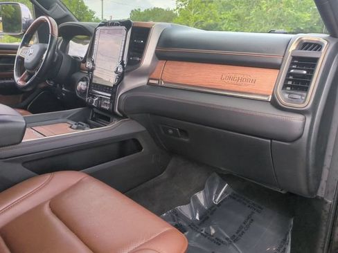 Used 2022 RAM 1500 Limited AWD/4WD image 35