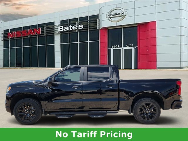 Used 2024 Chevrolet Silverado 1500 RST AWD/4WD image 3