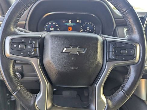 Used 2022 Chevrolet Tahoe Z71 w/ Luxury Package image 20