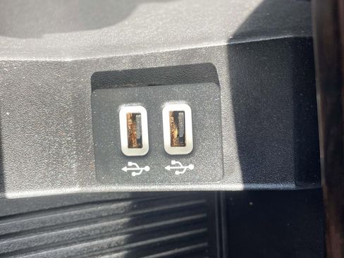 Used 2019 Ford F150 Lariat w/ Equipment Group 502A Luxury image 30