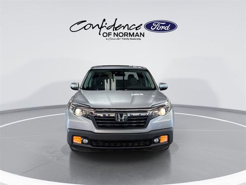 Used 2020 Honda Ridgeline RTL image 2