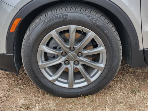 Certified 2023 Cadillac XT4 Luxury w/ Cold Weather Package image 12