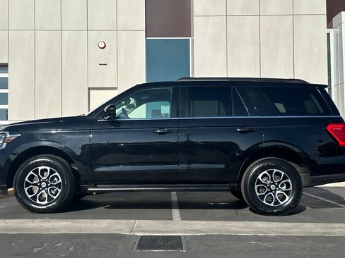 Used 2024 Ford Expedition XLT image 6