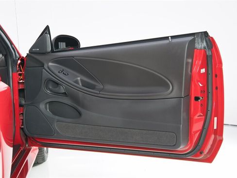 Used 2003 Ford Mustang Mach 1 RWD image 38