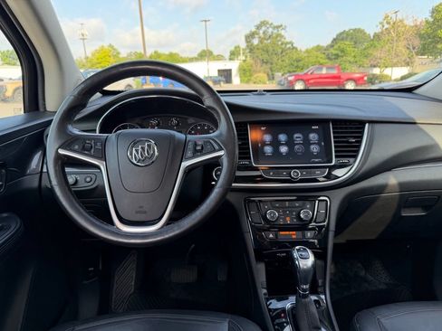 Used 2018 Buick Encore Essence FWD image 22