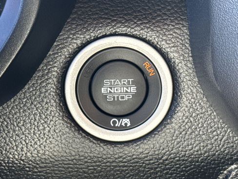 Used 2025 RAM 1500 Big Horn image 29