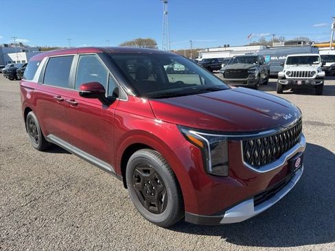 New 2026 Kia Carnival FWD image 1