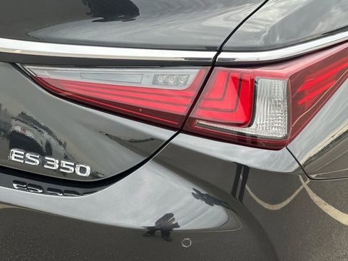 Certified 2025 Lexus ES 350 w/ Premium Package image 25