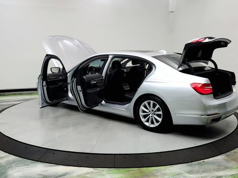 Used 2019 BMW 740i 740i image 12