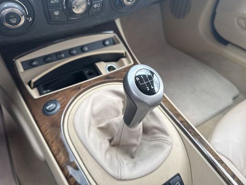Used 2006 BMW Z4 3.0i RWD image 12