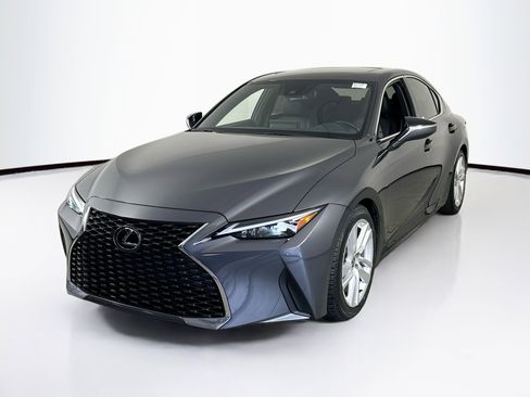 Used 2023 Lexus IS 300 image 1