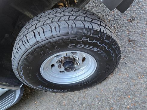 Used 2001 Ford F250 XLT AWD/4WD image 26