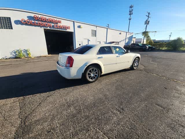 Used 2010 Chrysler 300 C w/ Luxury Group II AWD/4WD image 14