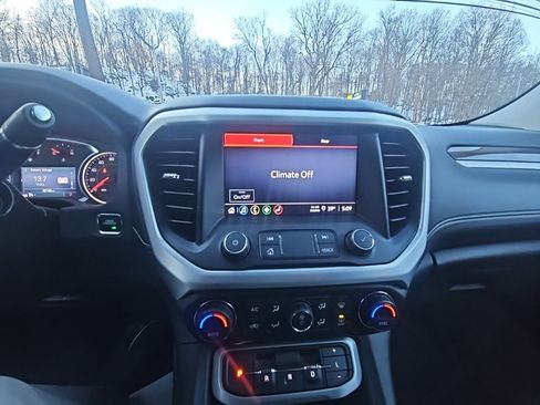 Used 2021 GMC Acadia SLE w/ Driver Convenience Package image 11