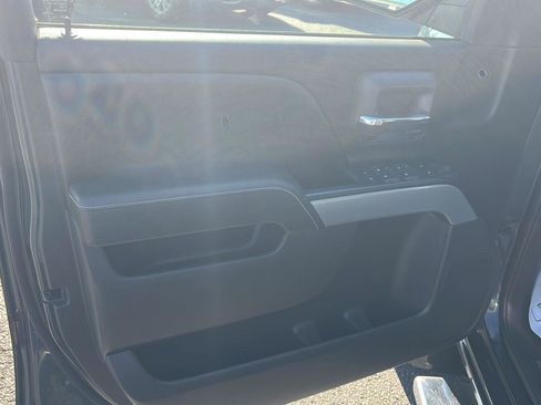 Used 2017 Chevrolet Silverado 1500 LT w/ All Star Edition image 18