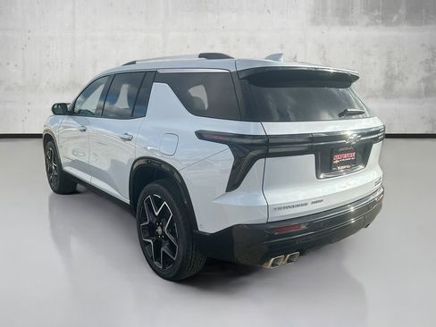 New 2026 Chevrolet Traverse High Country w/ LPO, Floor Liner Package AWD/4WD image 7