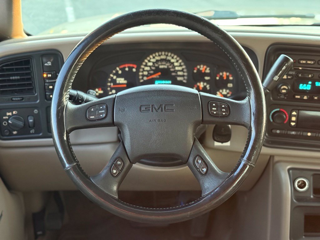 Used 2004 GMC Sierra 2500 SLE w/ Heavy-Duty Power Package AWD/4WD image 13