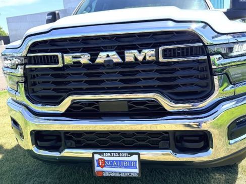 Used 2026 RAM 2500 Big Horn AWD/4WD image 14