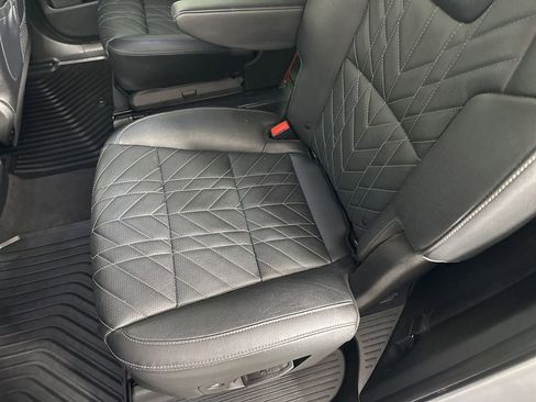 Used 2024 Kia Telluride EX X-Line image 29