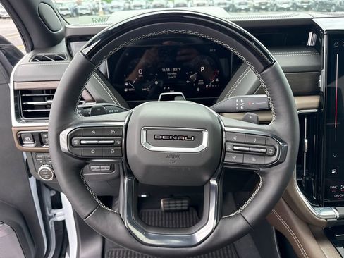 New 2026 GMC Yukon Denali Ultimate AWD/4WD image 20