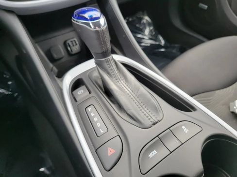 Used 2019 Chevrolet Volt LT FWD image 37