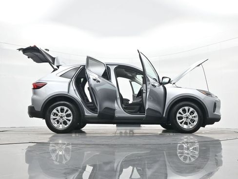 Used 2023 Ford Escape Active image 46