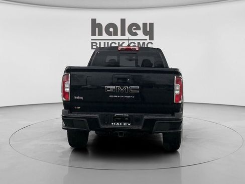 Used 2022 GMC Canyon Elevation w/ Elevation Premium Package AWD/4WD image 4