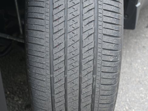 Certified 2025 Subaru Forester Touring AWD/4WD image 12