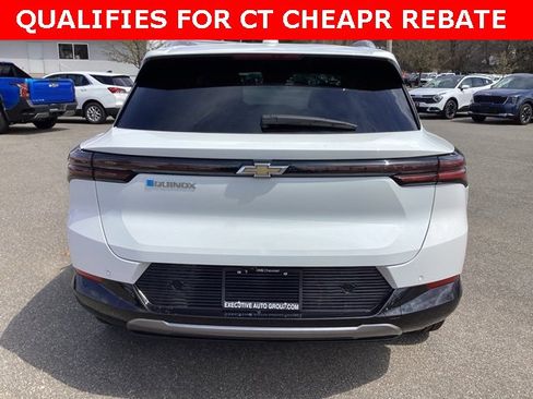 Used 2024 Chevrolet Equinox EV LT image 4