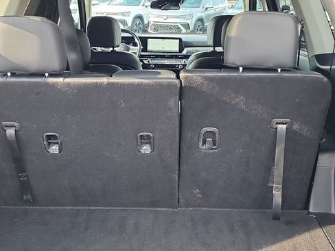 Used 2024 Kia Telluride EX w/ EX Captain's Chair Package FWD image 22