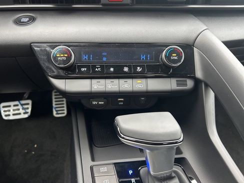 New 2026 Hyundai Elantra Sport image 17
