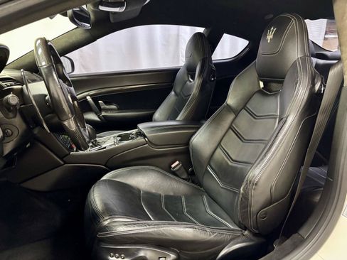 Used 2015 Maserati GranTurismo Sport RWD image 15