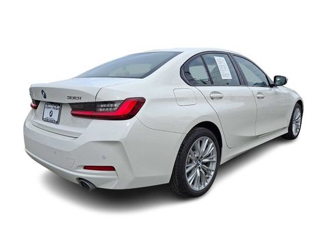Certified 2023 BMW 330i xDrive Sedan AWD/4WD image 6