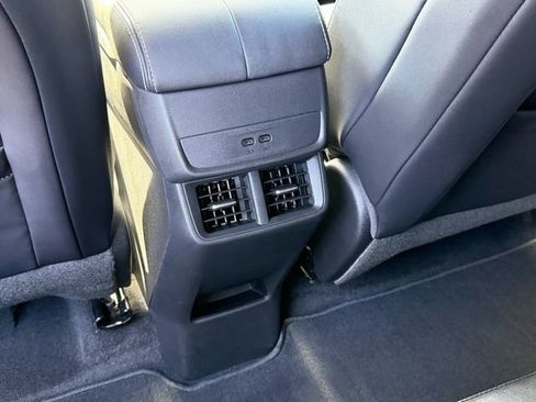 Used 2026 GMC Terrain Elevation w/ Elevation Premium Package FWD image 17