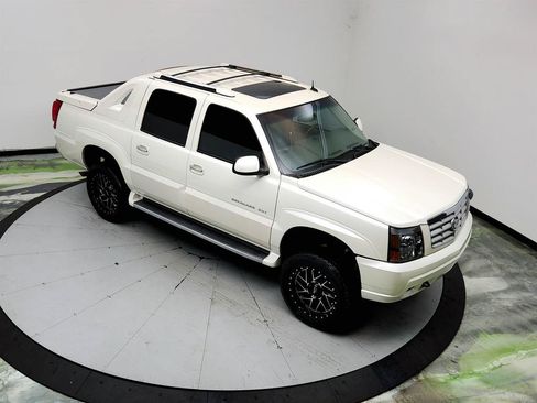 Used 2003 Cadillac Escalade EXT AWD/4WD image 30